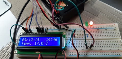 lcd-date-telp-led-rouge